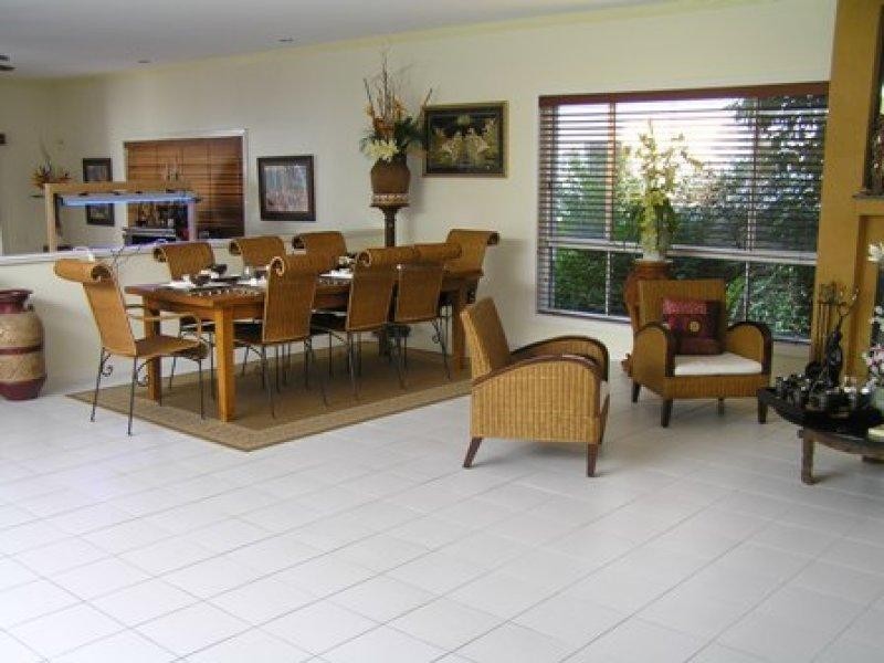 16 Excalibur Court SOVEREIGN ISLANDS 4216, Sovereign Islands QLD 4216