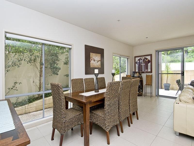 5014A Riverwood Grove BENOWA 4217, Benowa QLD 4217
