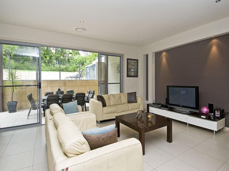 5014A Riverwood Grove BENOWA 4217, Benowa QLD 4217