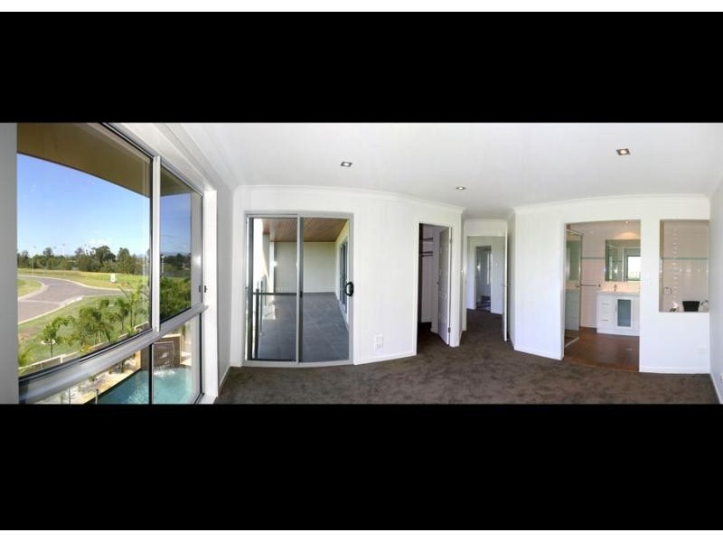 4024B Quayside BENOWA 4217, Benowa QLD 4217