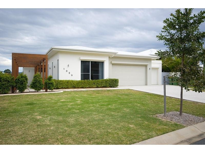 1029 Lakeview Terrace BENOWA 4217, Benowa QLD 4217