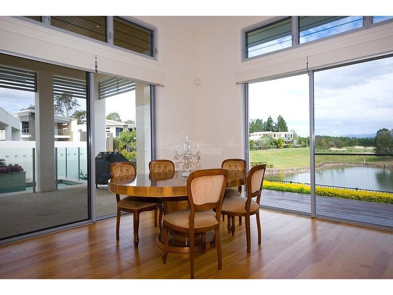 1029 Lakeview Terrace BENOWA 4217, Benowa QLD 4217