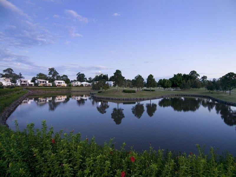 1036 Lakeview Terrace BENOWA 4217, Benowa QLD 4217