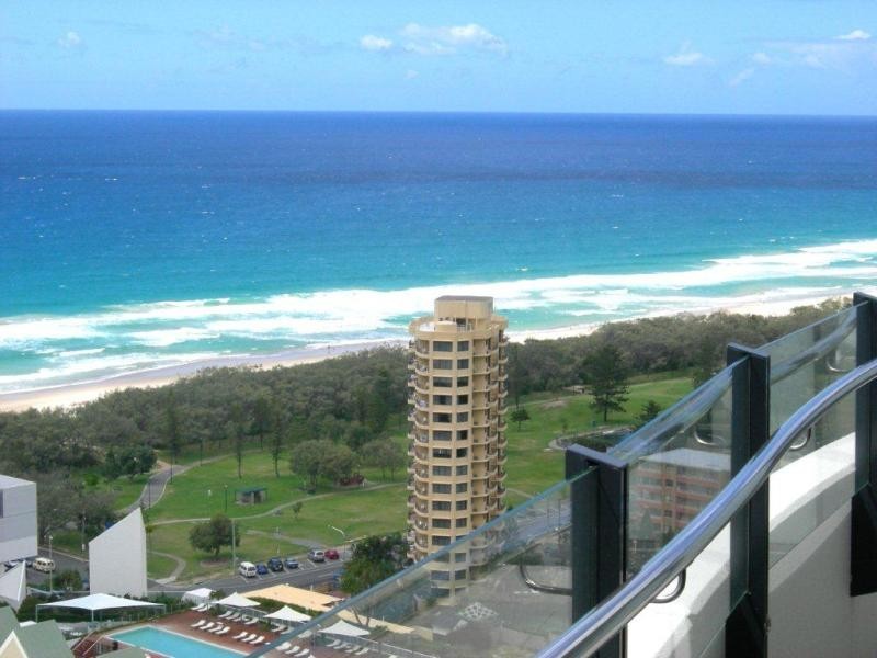 89 Surf Parade BROADBEACH 4218, Broadbeach QLD 4218