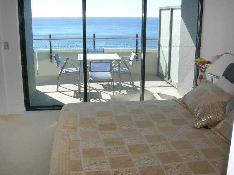89 Surf Parade BROADBEACH 4218, Broadbeach QLD 4218