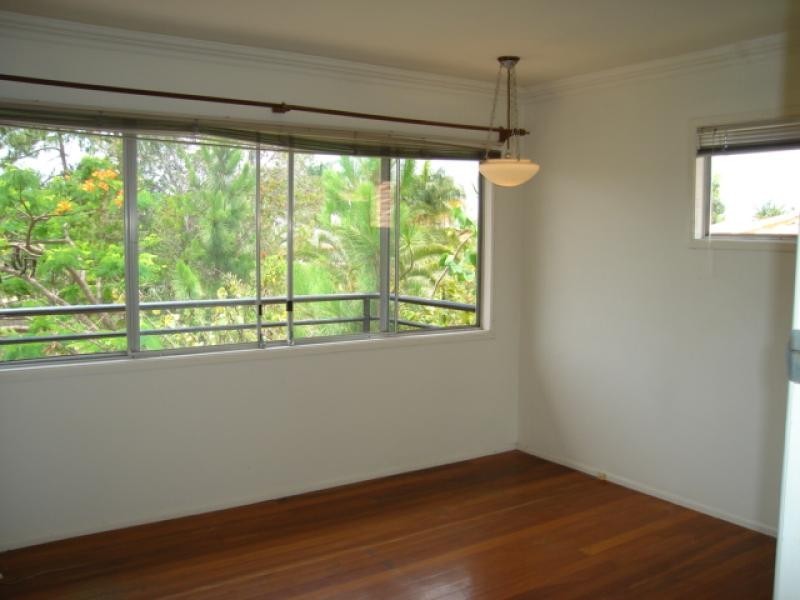 14 Cascade Avenue BENOWA 4217, Benowa QLD 4217