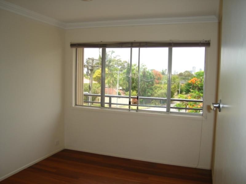 14 Cascade Avenue BENOWA 4217, Benowa QLD 4217