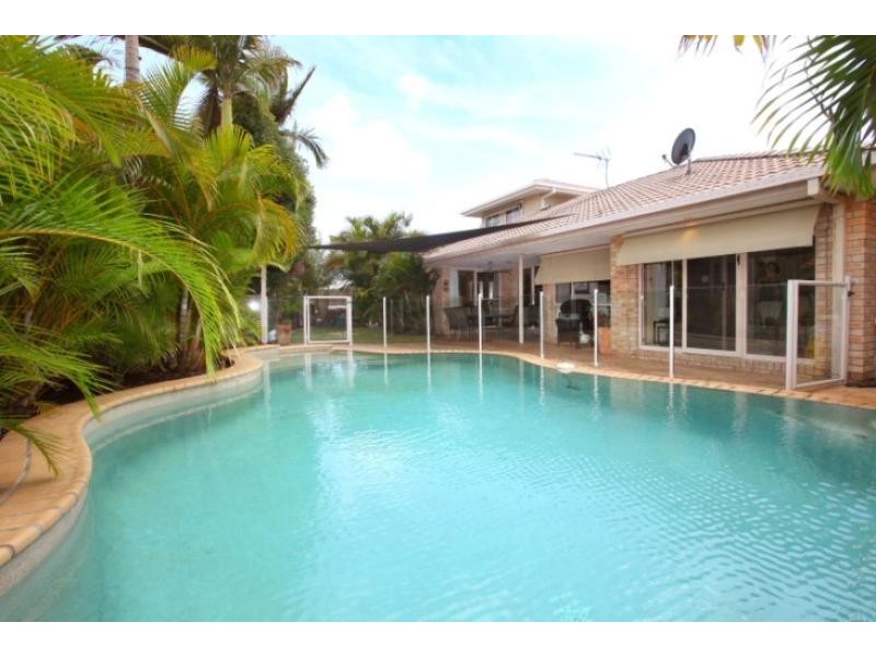 17 Cherry Hill Crescent  PARKWOOD 4214, Parkwood QLD 4214