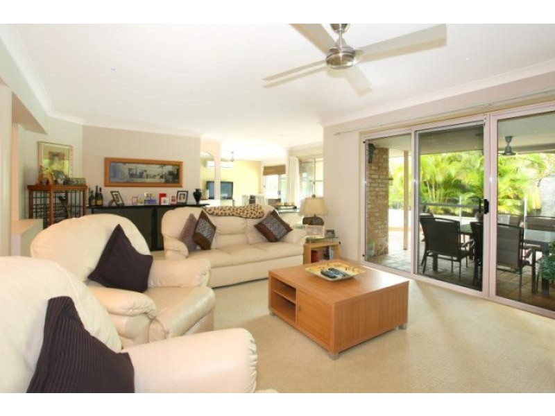 17 Cherry Hill Crescent  PARKWOOD 4214, Parkwood QLD 4214