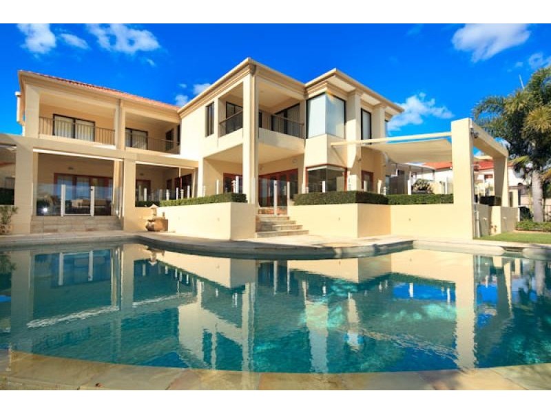 3 Ipsley  Drive BROADBEACH WATERS 4218, Broadbeach Waters QLD 4218
