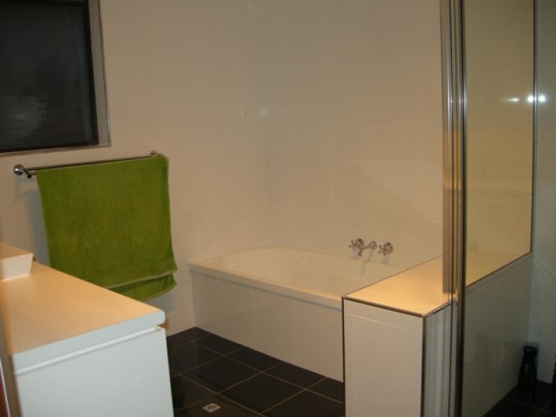 56 Kallaroo Crescent  ASHMORE 4214, Ashmore QLD 4214