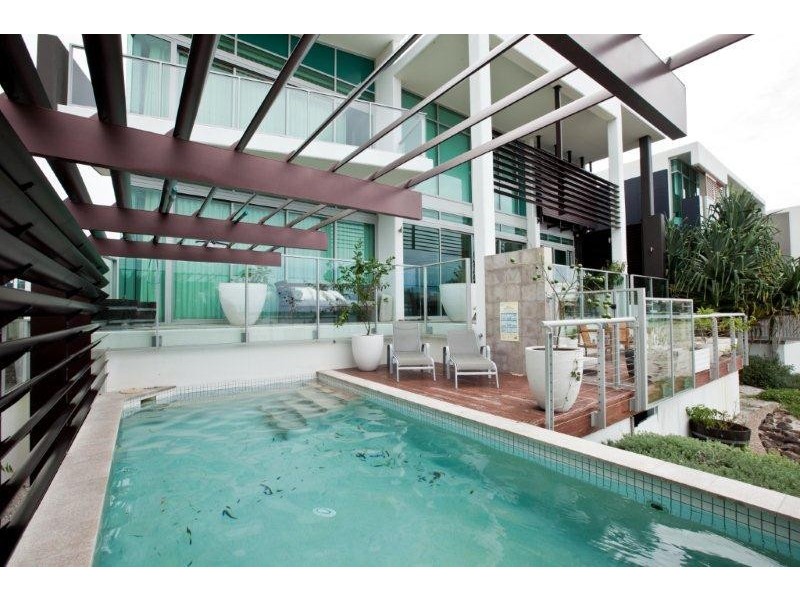 24 Ephraim Island Parade PARADISE POINT 4216, Paradise Point QLD 4216