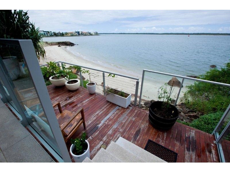 24 Ephraim Island Parade PARADISE POINT 4216, Paradise Point QLD 4216