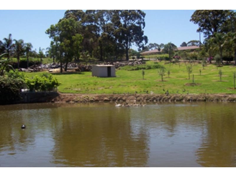 2 Silverdell Place SURF BEACH 2536, Surf Beach NSW 2536