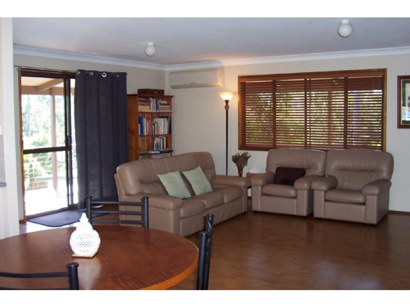 8 Sunset Street SURFSIDE 2536, Surfside NSW 2536