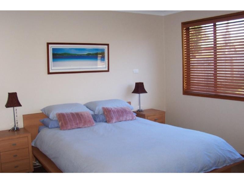 8 Sunset Street SURFSIDE 2536, Surfside NSW 2536