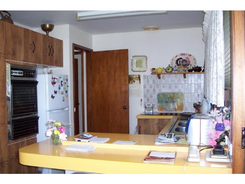 12 Johnson Place SURF BEACH 2536, Surf Beach NSW 2536