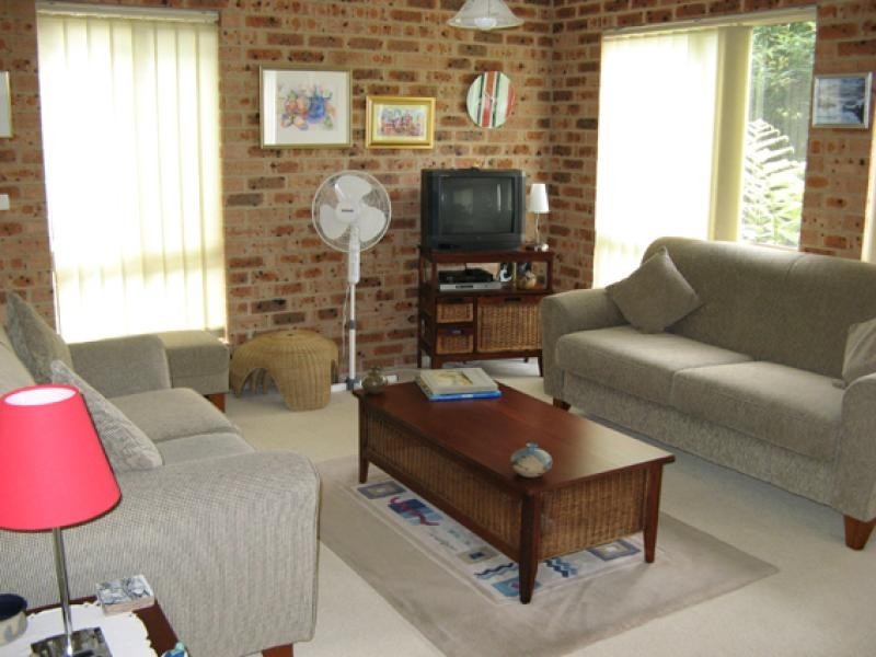 8 Tallawang  Avenue MALUA BAY 2536, Malua Bay NSW 2536