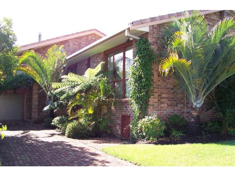 31 Calton Road BATEHAVEN 2536, Batehaven NSW 2536