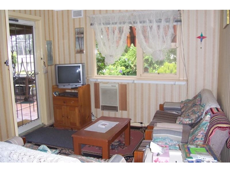 24 Peter Crescent BATEHAVEN 2536, Batehaven NSW 2536