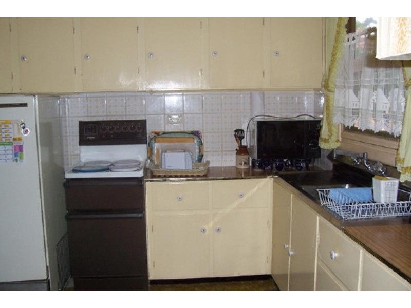 24 Peter Crescent BATEHAVEN 2536, Batehaven NSW 2536