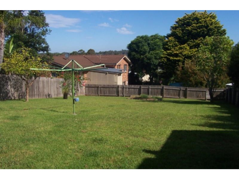 18 Wattle Crescent BATEHAVEN 2536, Batehaven NSW 2536