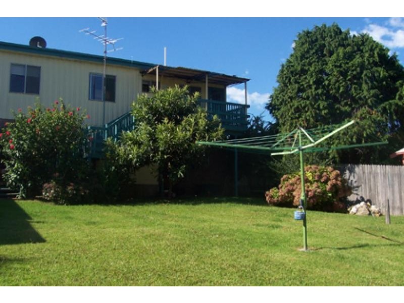 18 Wattle Crescent BATEHAVEN 2536, Batehaven NSW 2536