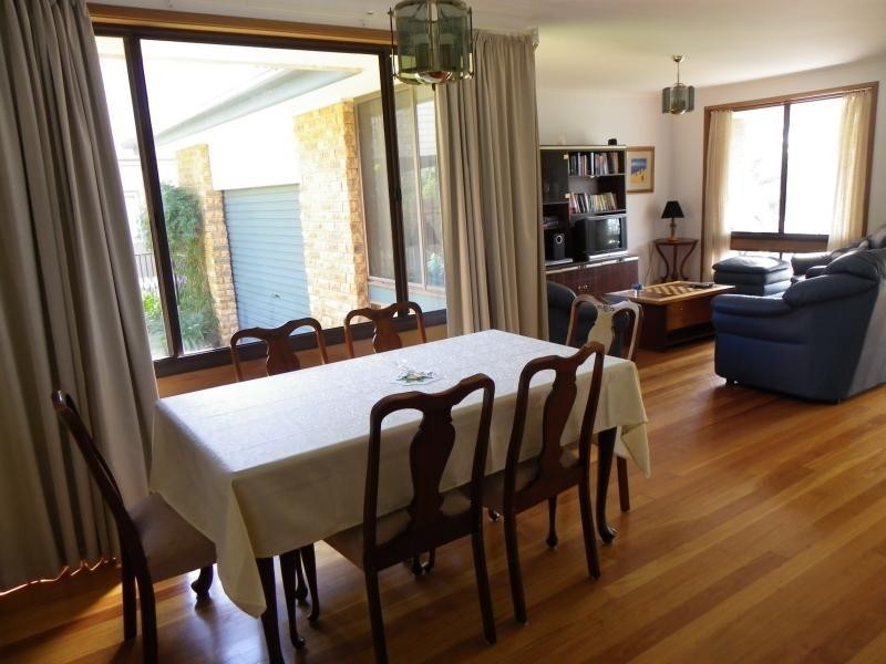 73 Bannister Head Road MOLLYMOOK 2539, Mollymook NSW 2539