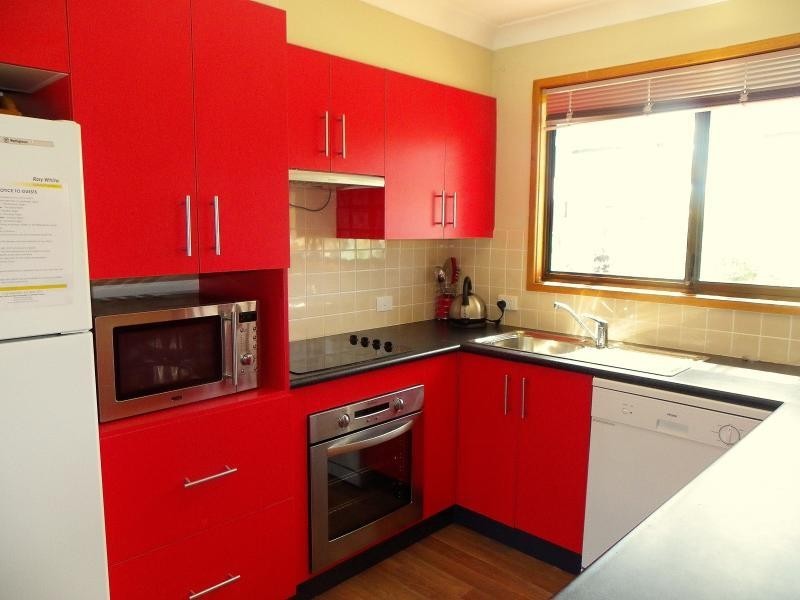28 Ross Avenue NARRAWALLEE 2539, Narrawallee NSW 2539