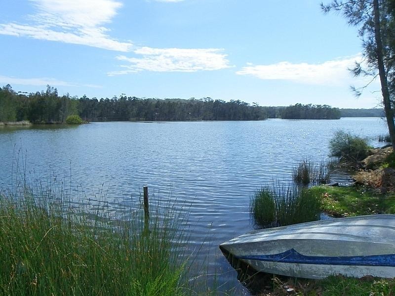 10 Carroll Avenue LAKE CONJOLA 2539, Lake Conjola NSW 2539