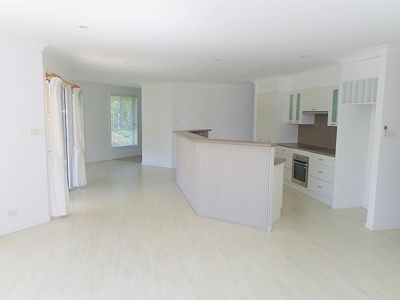 15 Mison Circuit MOLLYMOOK 2539, Mollymook NSW 2539