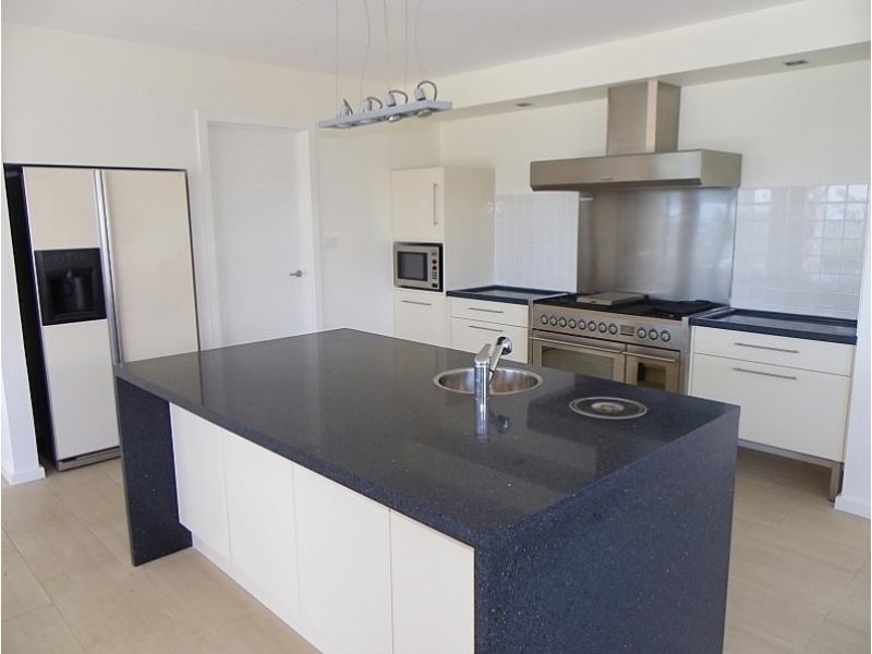 58 Donlan  Road MOLLYMOOK 2539, Mollymook NSW 2539