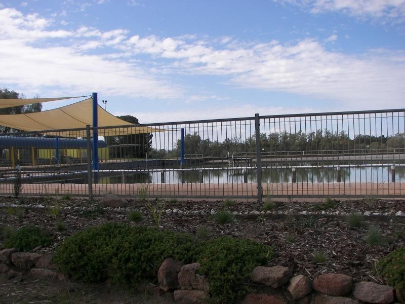 16-18 Renwick St,  BARMEDMAN 2668, Barmedman NSW 2668