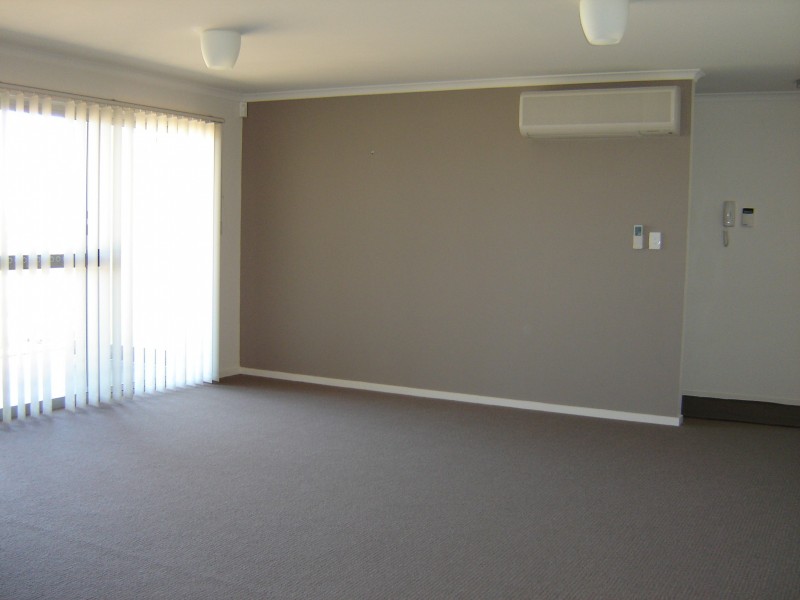 27/13 – 19 Hurtle  Parade MAWSON LAKES 5095, Mawson Lakes SA 5095