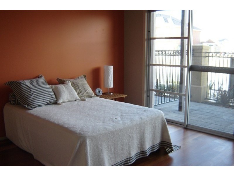 7 Azores Court MAWSON LAKES 5095, Mawson Lakes SA 5095