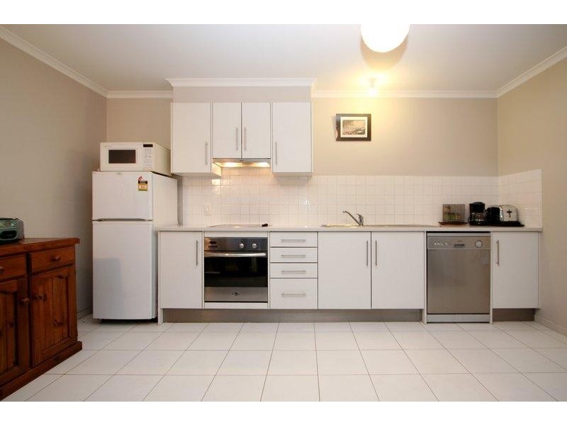 8/2 Fisher  Place MAWSON LAKES 5095, Mawson Lakes SA 5095