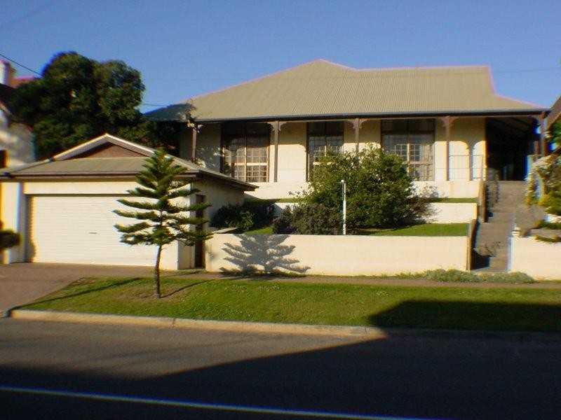 186 Seaview  Road HENLEY BEACH SOUTH 5022, Henley Beach South SA 5022
