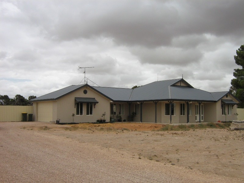 8 Robinson Road KADINA 5554, Kadina SA 5554