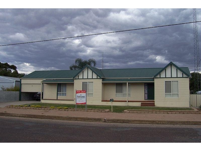 32 Goyder Street KADINA 5554, Kadina SA 5554