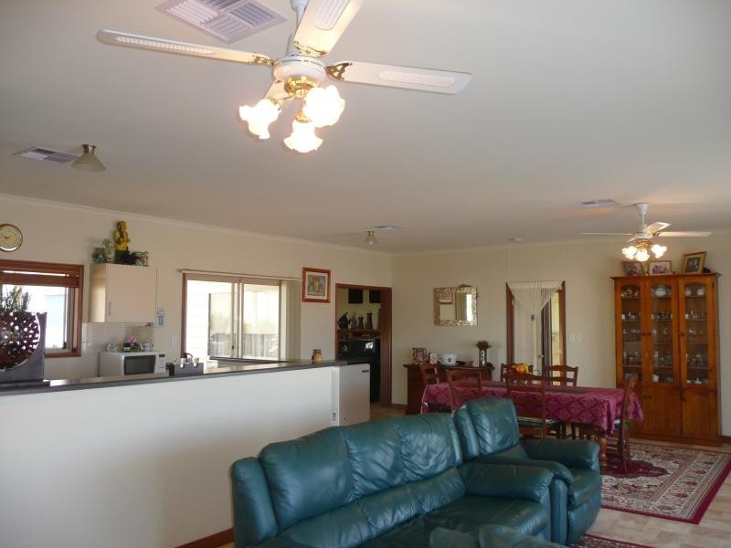 28 Stocker Street MOONTA BAY 5558, Moonta Bay SA 5558