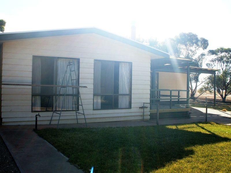 10 Hollywood Road GLADSTONE 5473, Gladstone SA 5473