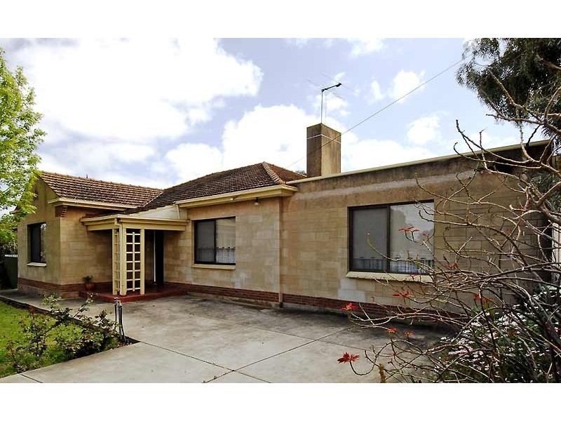 15 Stradbroke Avenue PLYMPTON PARK 5038, Plympton Park SA 5038