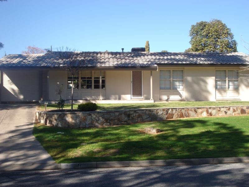 74 Greenway Drive SURREY DOWNS 5126, Surrey Downs SA 5126