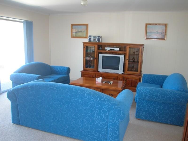 8 Cakebread  Road ENCOUNTER BAY 5211, Encounter Bay SA 5211