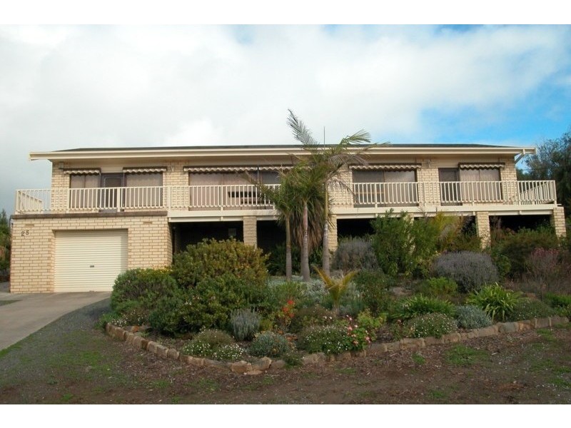25 Clive  Avenue ENCOUNTER BAY 5211, Encounter Bay SA 5211