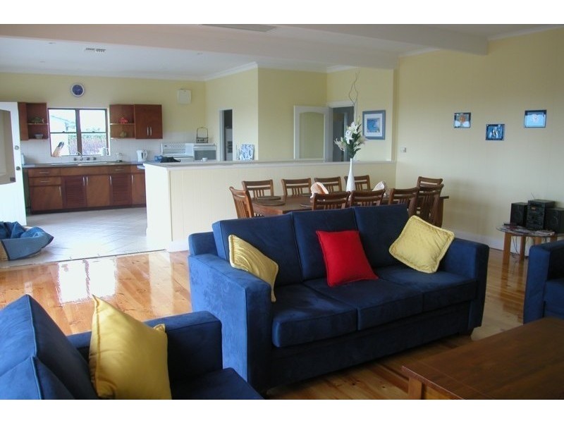 25 Clive  Avenue ENCOUNTER BAY 5211, Encounter Bay SA 5211