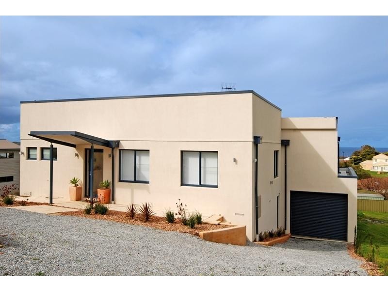 18 Kirby Street ENCOUNTER BAY 5211, Encounter Bay SA 5211