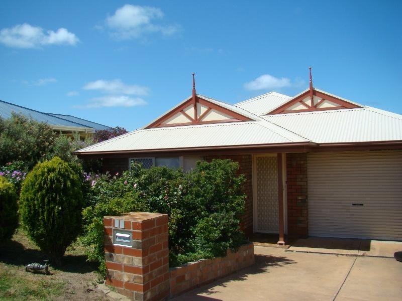 16 Three Gullies Road ENCOUNTER BAY 5211, Encounter Bay SA 5211