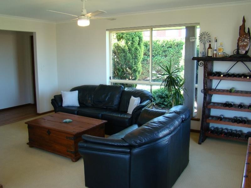 15 Davies Street ENCOUNTER BAY 5211, Encounter Bay SA 5211