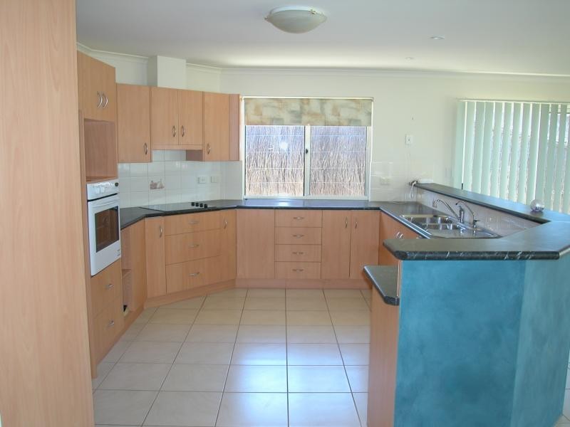 102 Coromandel Drive MCCRACKEN 5211, Mccracken SA 5211